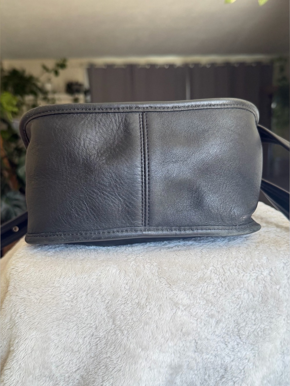 Vintage Coach Black Leather Janice Legacy Crossbody Bag Hobo 9950 Nickel HW - Picture 4 of 16